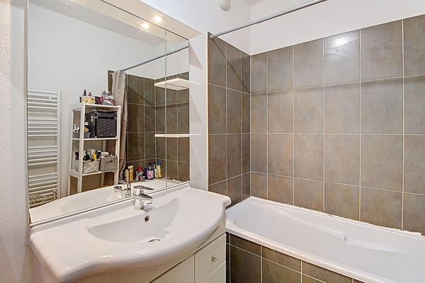 A VENDRE EXCLUSIVITE ! Appartement Lorgues 4 pièces 80 m²