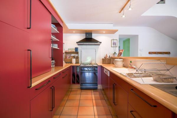 Domaine 330m² habitables avec piscine et vignes