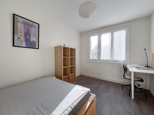 ANGERS Strasbourg - Appartement T4 de 3 chambres avec balcon, stationnement, cave et grenier !