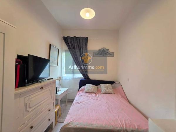 Vente                                                      Appartement
                        
                     3 pièces                      47 m2                     à Sarcelles