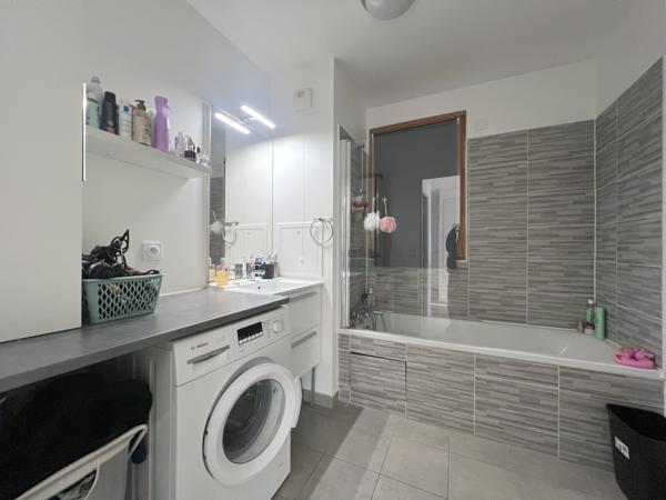 Appartement 3 pièces - 70 m² Exclusivité efficity