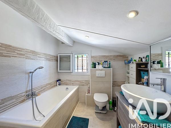 Maison à vendre 5 pièces 193 m² Sainte-Maxime