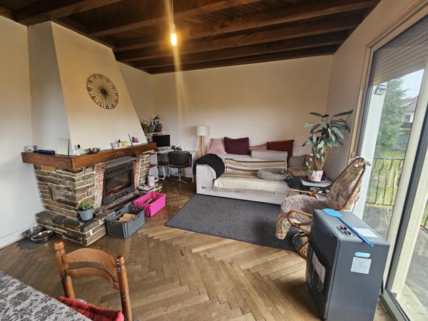 Maison sur sous-sol total avec locataire