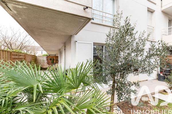 Appartement à vendre 2 pièces 43 m² Sainte-Geneviève-des-Bois