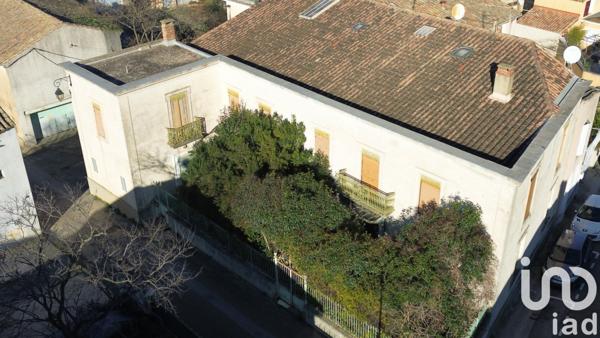 Maison 18 pièces de 508 m² à Beauvoisin (30640)