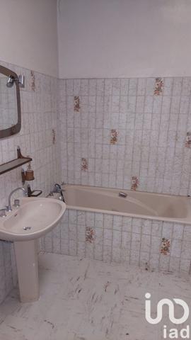 Maison 18 pièces de 508 m² à Beauvoisin (30640)