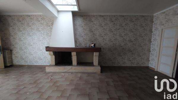 Maison 18 pièces de 508 m² à Beauvoisin (30640)