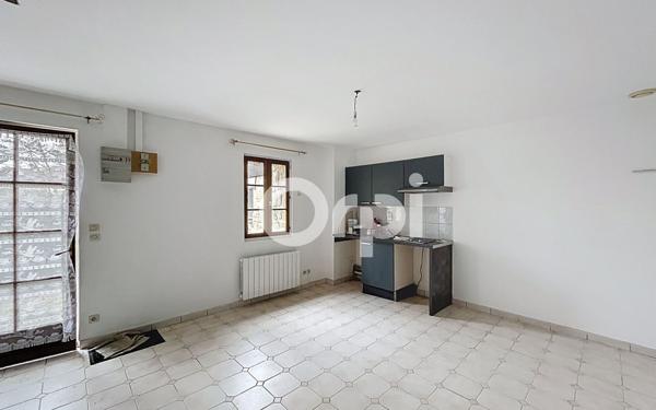 Appartement à louer    2 pièces •  Compiègne