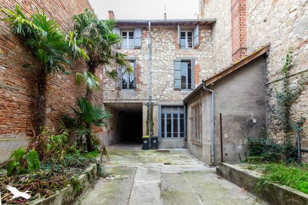 Immeuble à vendre |  Valence |  618 m²