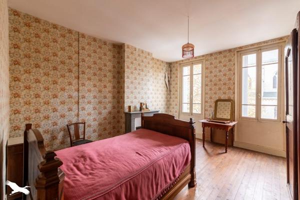 Immeuble à vendre |  Valence |  618 m²