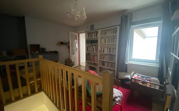 Maison à vendre    9 pièces •  Eu