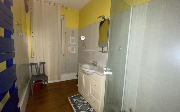 Maison à vendre    9 pièces •  Eu