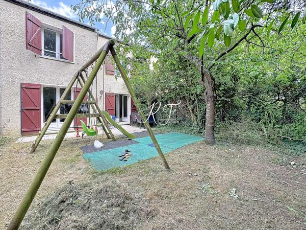 maison familiale avec 3 chambres et jardin