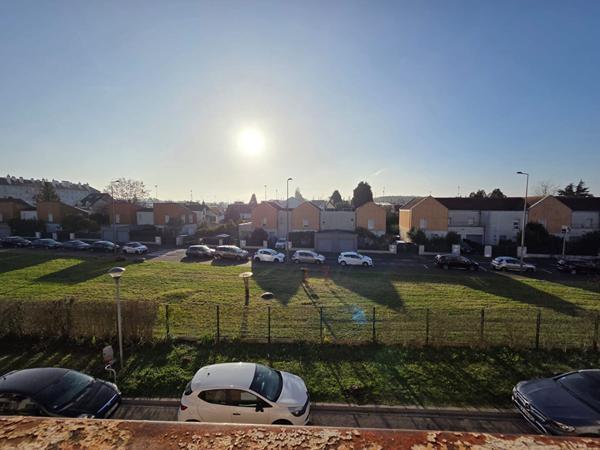Appartement Les Mureaux 5 pièce(s) 90m²