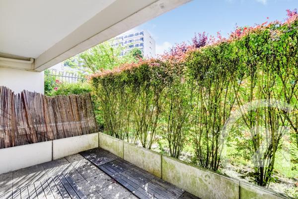 Appartement F2 à vendre  2 pièces - 42,02 m 2   PARIS  - 75019