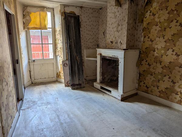 Maison 5 pièce(s) 140 m2 LE CHEYLARD