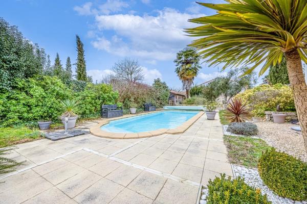 CHAURAY MAISON 4CH AVEC JARDIN, DÉPENDANCE ET PISCINE