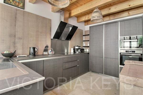 Maison rénovée à vendre à Saint-Martin-de-Ré – à 2 pas du port