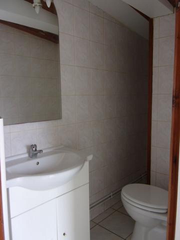 CLINCHAMPS-SUR-ORNE, Maison F1 avec petite cour