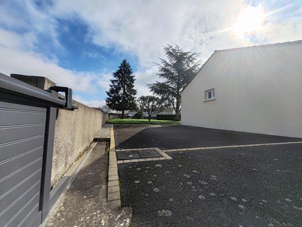 Maison à vendre 5 pièces TREIZE SEPTIERS (85)