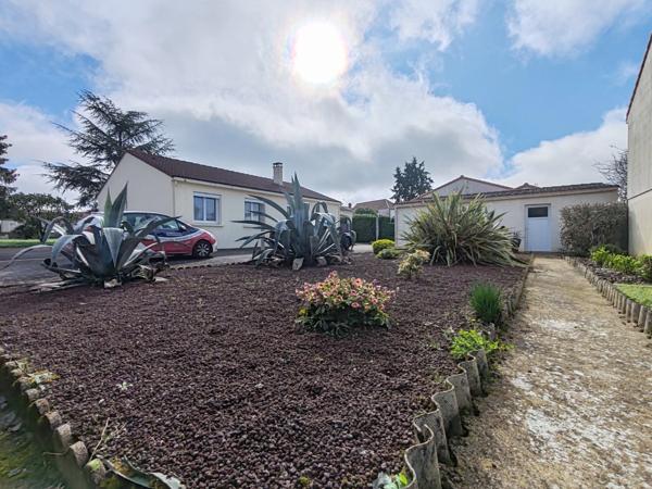 Maison à vendre 5 pièces TREIZE SEPTIERS (85)
