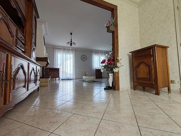 Maison à vendre 5 pièces TREIZE SEPTIERS (85)