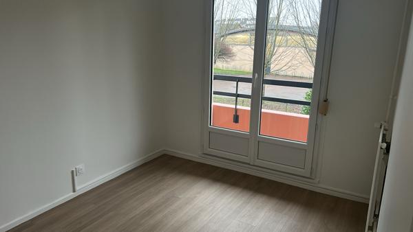 Appartement Sens 3 pièce(s) 65.98 m2