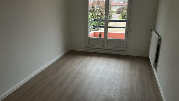 Appartement Sens 3 pièce(s) 65.98 m2