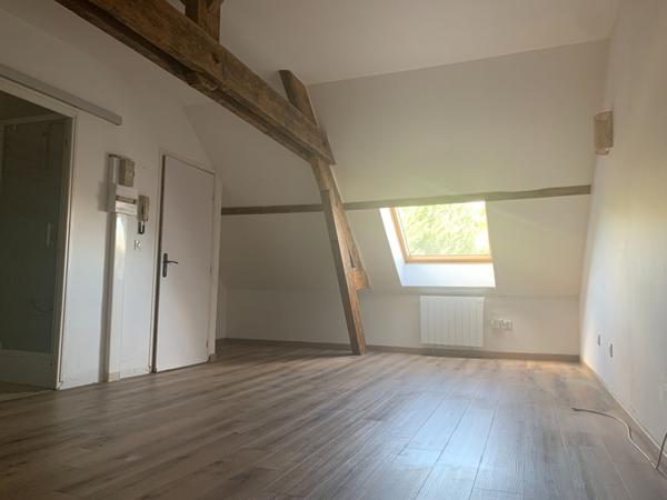 Appartement Pont Sainte Maxence 1 pièce(s) 25.07 m2