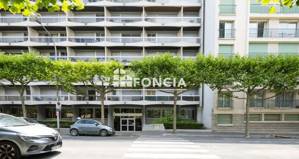 À vendre Studio 27 m² - Courbevoie 92400