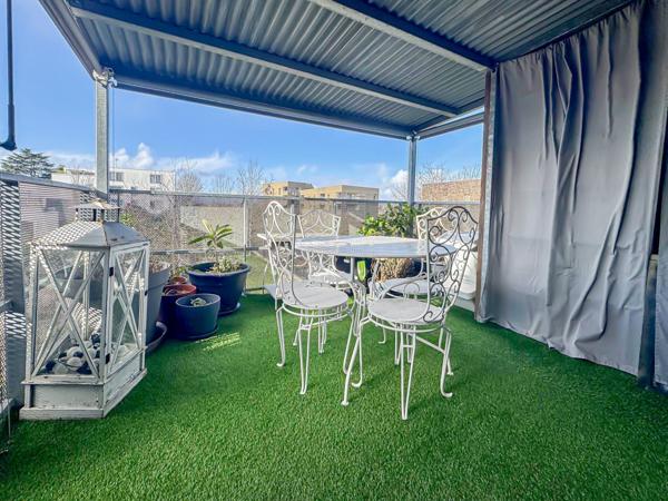 Appartement T3, roof-top, 2 chambres, dernière étage