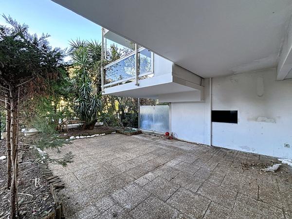 Appartement 3 pièces lumineux 47,66 m² ? Antibes, quartier Rostagne