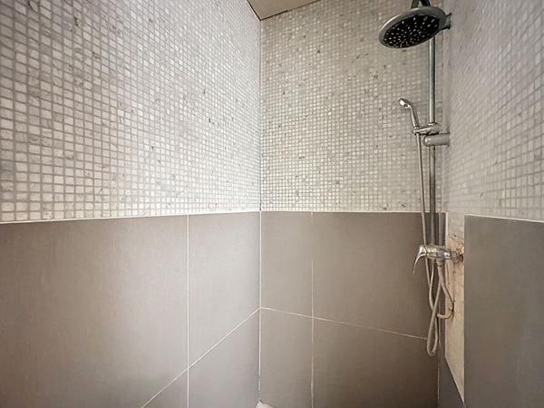 Appartement 3 pièces lumineux 47,66 m² ? Antibes, quartier Rostagne