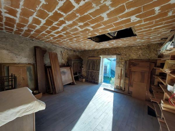 Maison à restaurer à vendre à Mareuil en Périgord en Dordogne (24340), ref : 18113/151