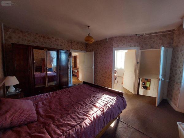 Maison à restaurer à vendre à Mareuil en Périgord en Dordogne (24340), ref : 18113/151