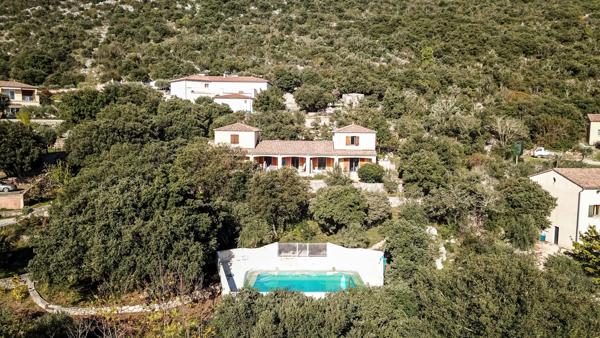 Maison 9 pièces - 250 m² Bien prestige