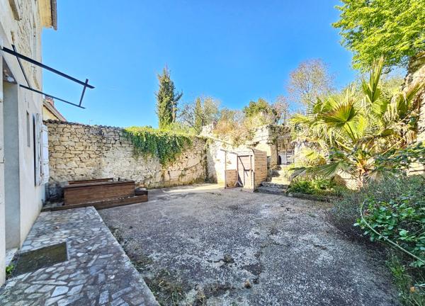Maison à vendre Mouthiers-sur-boême 174.75 m2 5 chambres