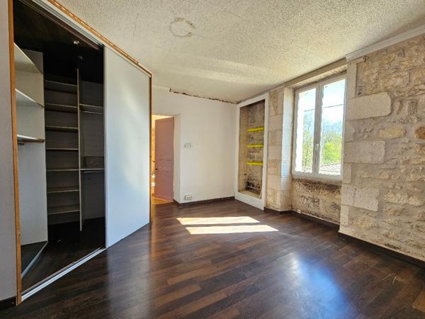 Maison à vendre Mouthiers-sur-boême 174.75 m2 5 chambres