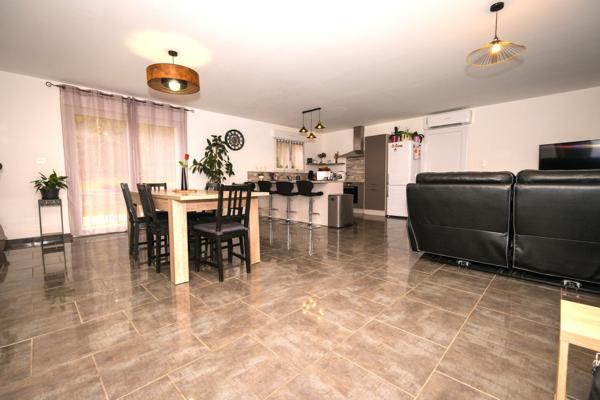 Maison 4 pièces - 123 m² Exclusivité efficity