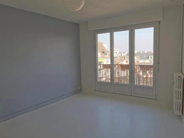 Appartement à louer 1 pièce 28.15m² Tours (37000)