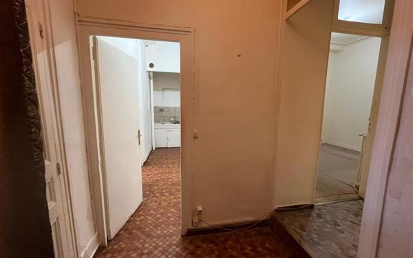 Appartement à vendre    3 pièces • 54,42 m2 Paris 9