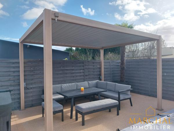 BIEN RARE ! Maison exceptionnelle avec hangar et local commercial