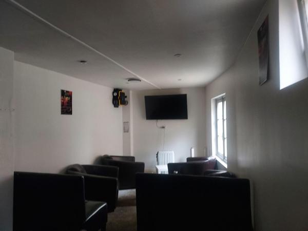 Fonds De Commerce à LIMOGES, 87000 - 109m²