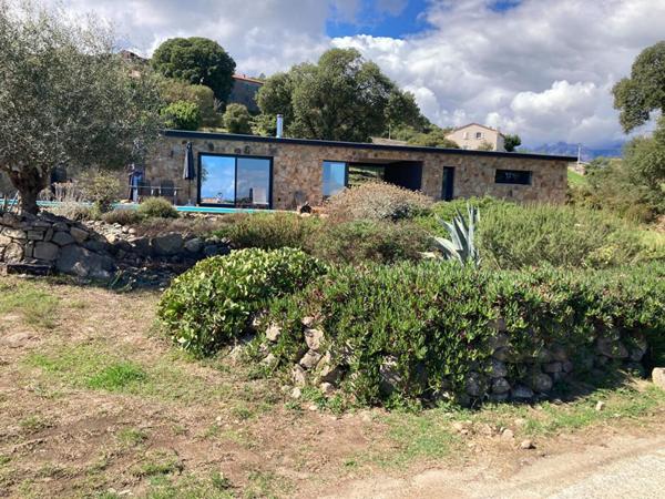 Maison en pierres T4  avec piscine VUE MER - Sari Solenzara 20145 - CORSE DU SUD - FRANCE