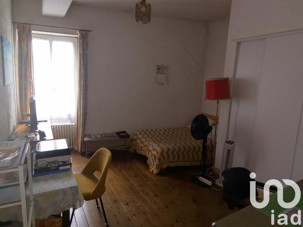 Maison à vendre 7 pièces 198 m² Argenton-sur-Creuse