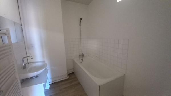 Location appartement Carpentras - 2 pièce(s) - 50 m² - 550 €/mois