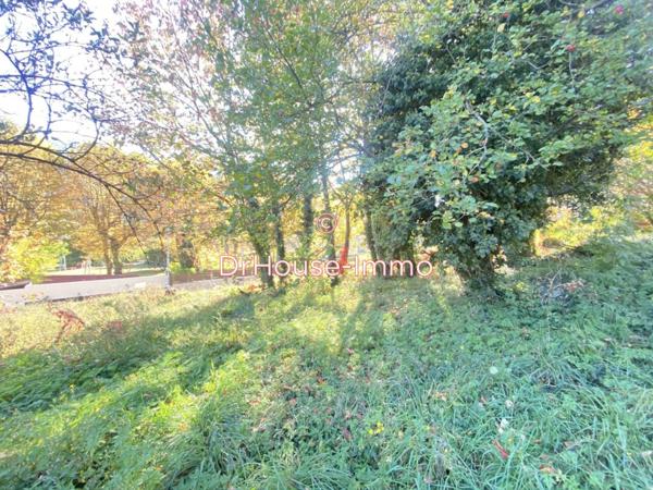 Terrain à vendre de 1 361 m²