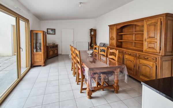 Maison à vendre    5 pièces • 93 m2 Courdimanche