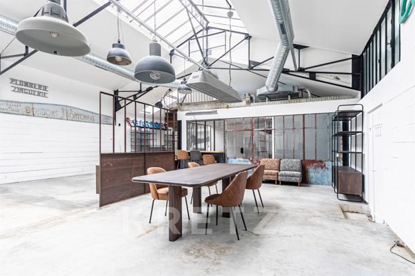 Immeuble mixte – Local commercial et appartement – Emplacement recherché à Ville-d’Avray