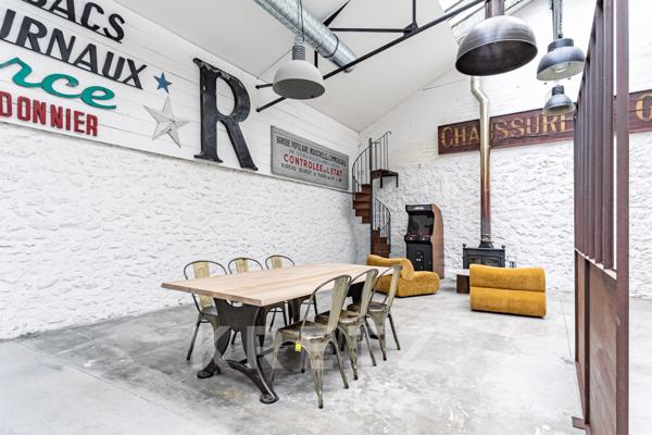 Immeuble mixte – Local commercial et appartement – Emplacement recherché à Ville-d’Avray